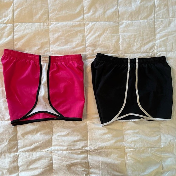 Nike black and pink tempo running shorts bundle - Picture 3 of 5